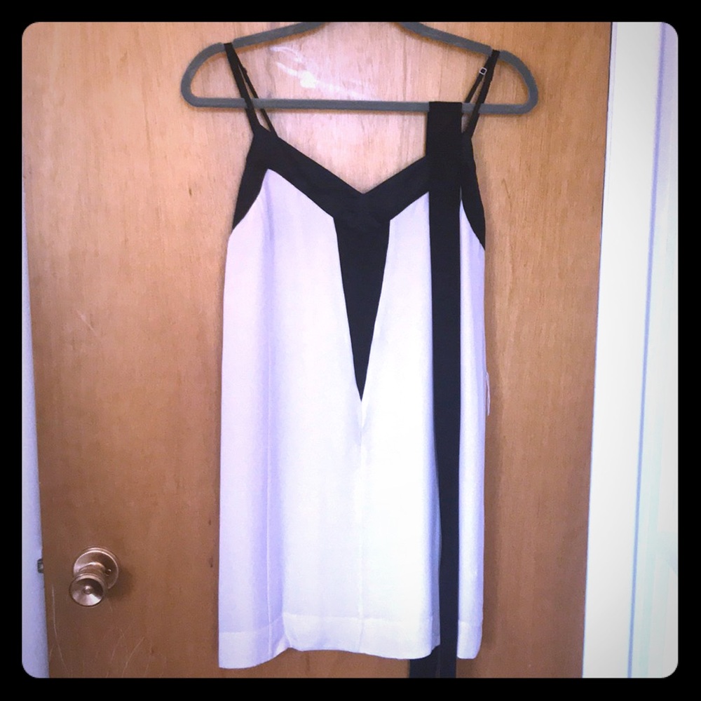 Banana Republic Beautiful silk dress